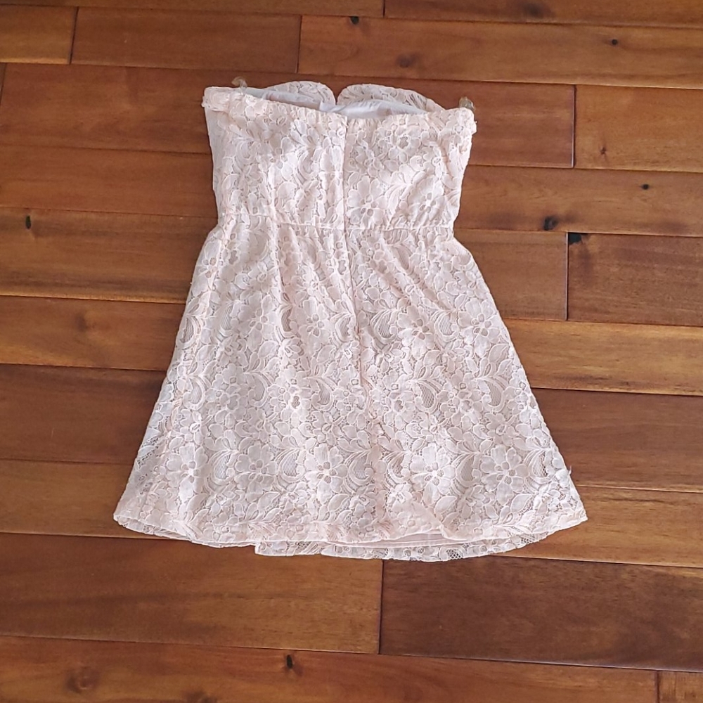 Dress - Picture 2 of 2